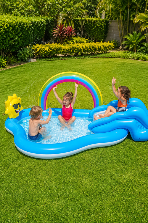 Aire de Jeux Aquatique Bestway avec Toboggan – 2,57 × 1,45 × 91 cm